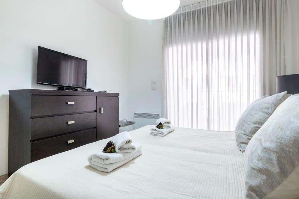 Luxury 3 Bedroom Apt, Harav Kook7 Jerusalém Exterior foto