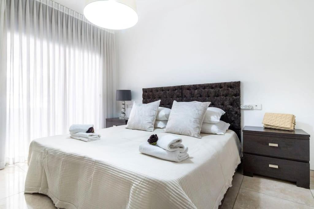 Luxury 3 Bedroom Apt, Harav Kook7 Jerusalém Exterior foto