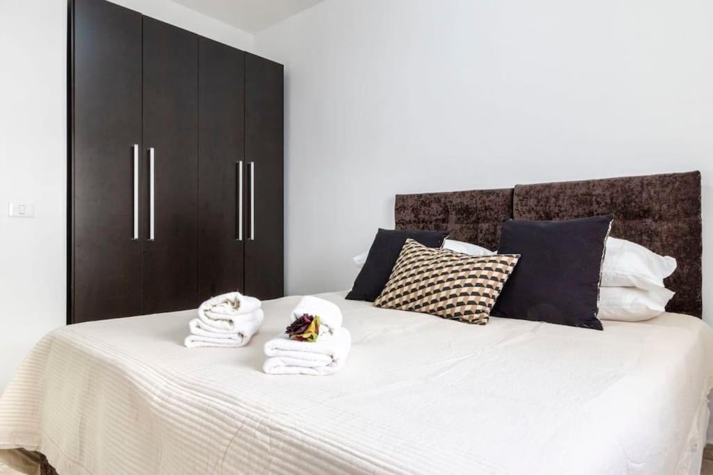 Luxury 3 Bedroom Apt, Harav Kook7 Jerusalém Exterior foto
