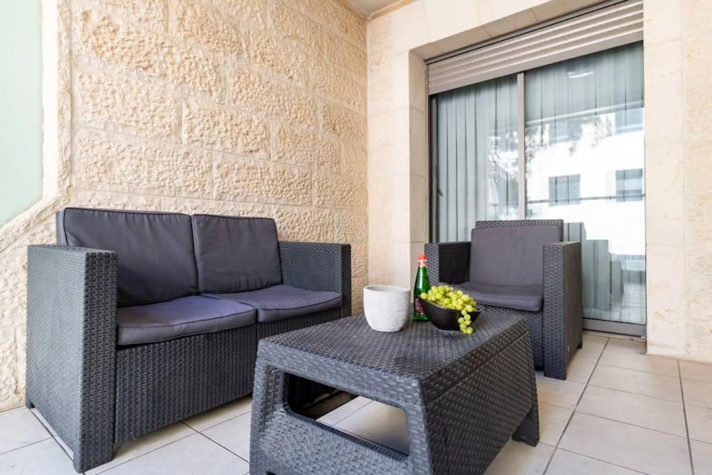Luxury 3 Bedroom Apt, Harav Kook7 Jerusalém Exterior foto
