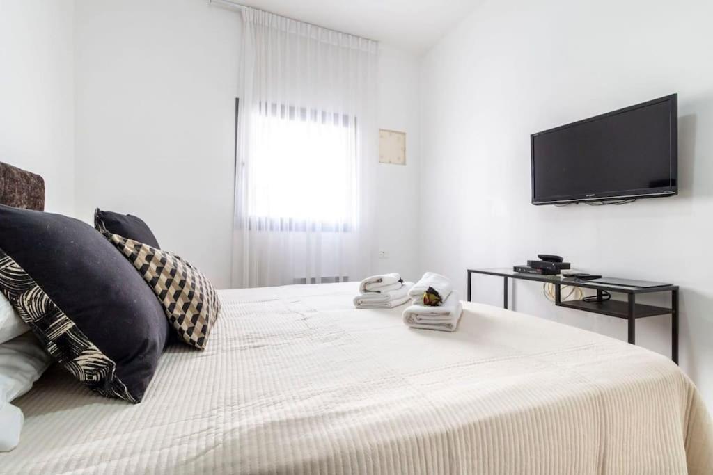 Luxury 3 Bedroom Apt, Harav Kook7 Jerusalém Exterior foto