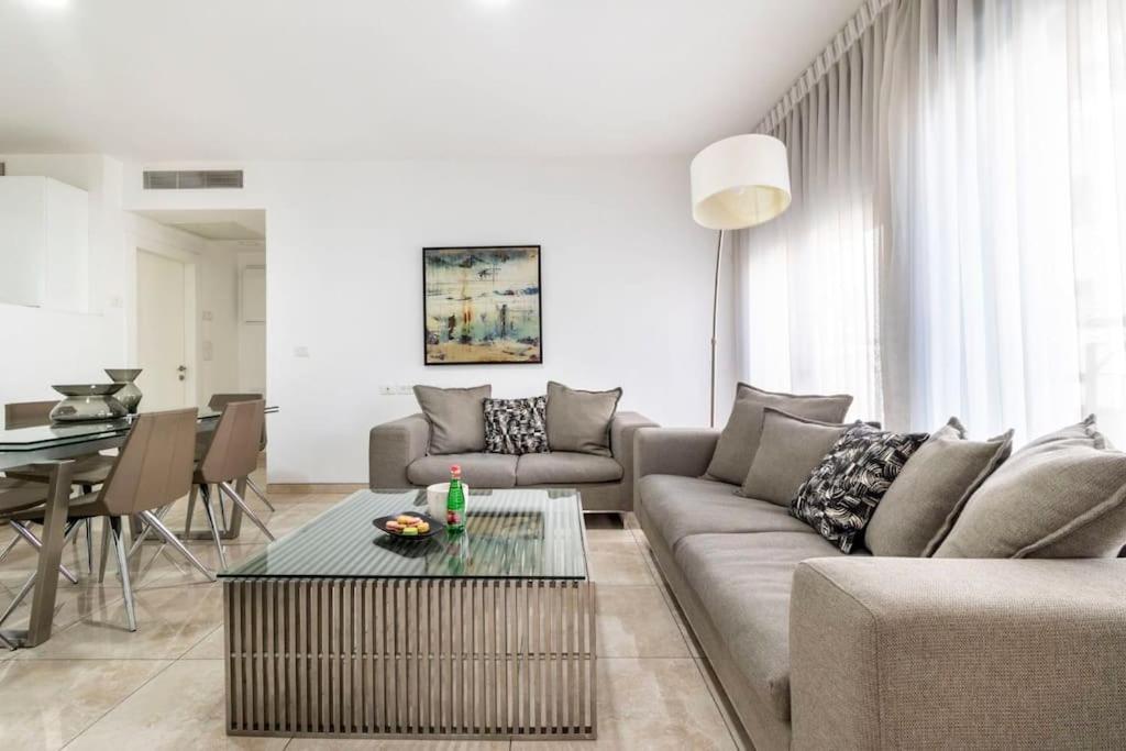 Luxury 3 Bedroom Apt, Harav Kook7 Jerusalém Exterior foto